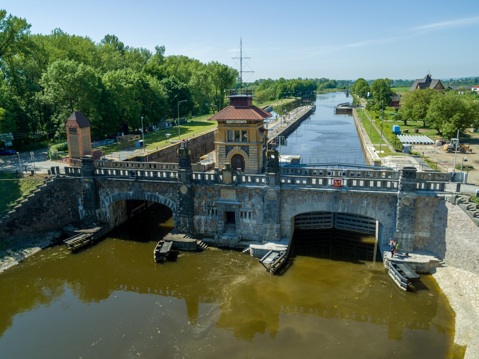 Plavební komora Hořín